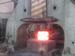 法蘭鍛件生產(chǎn)設備